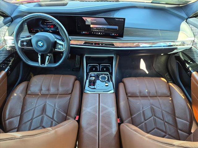 Certified 2023 BMW i7 xDrive60 AWD/4WD image 19