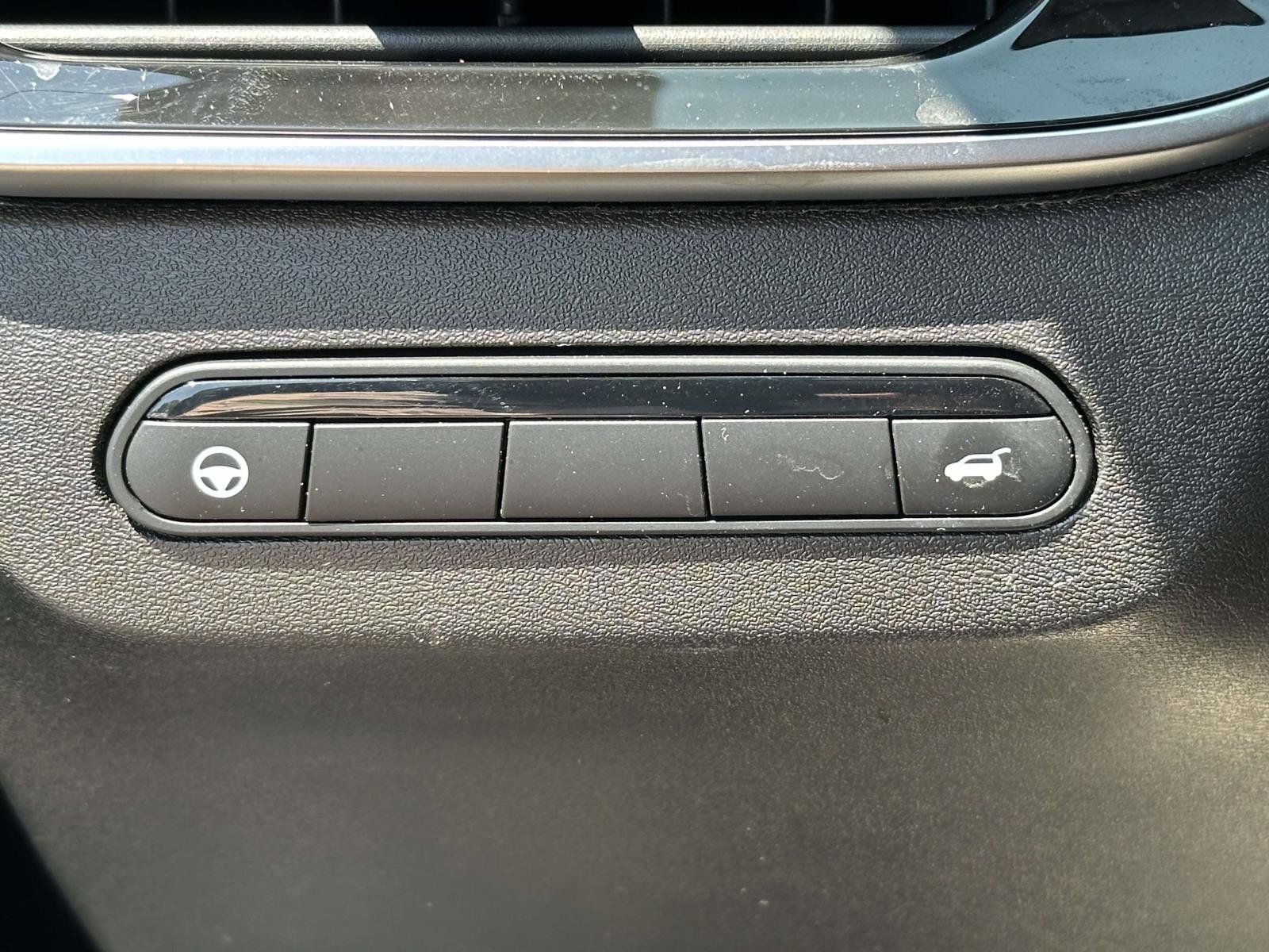 Used 2023 INFINITI QX60 Luxe w/ Cargo Package AWD/4WD image 23