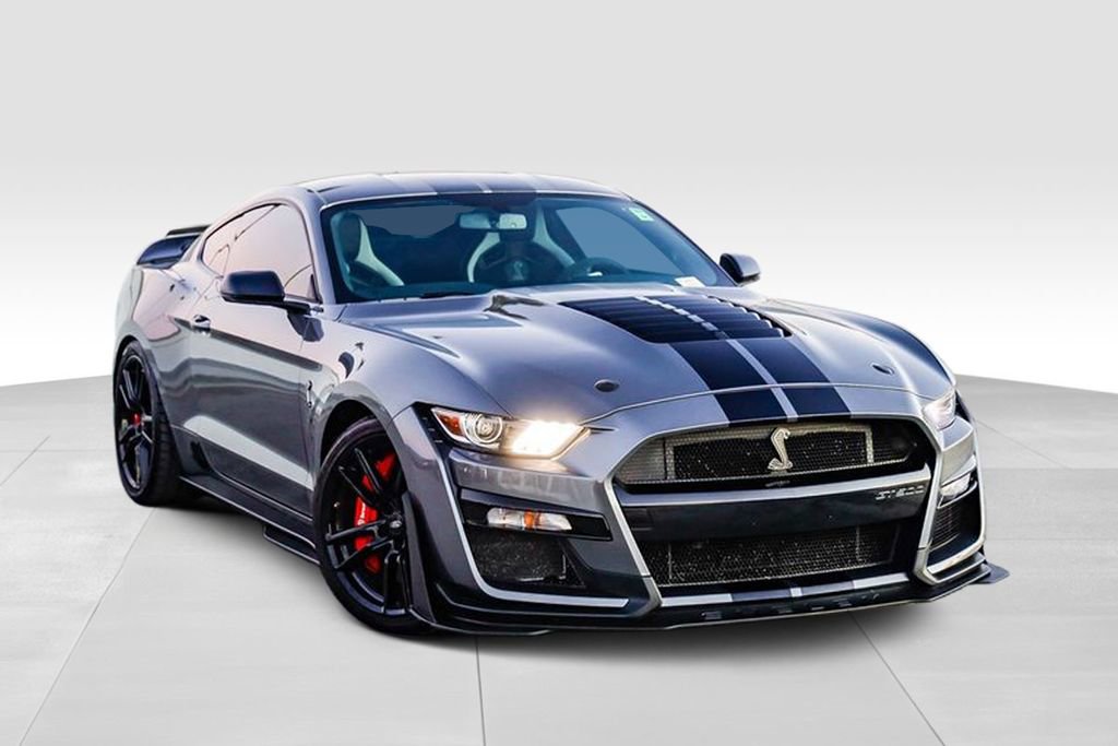 Used 2021 Ford Mustang Shelby GT500 w/ Technology Package image 2