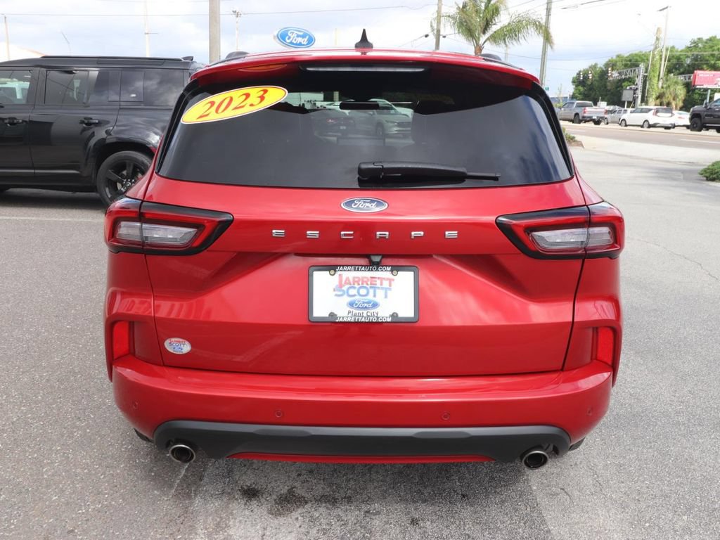 Used 2023 Ford Escape ST-Line w/ Tech Pack #1 FWD image 10