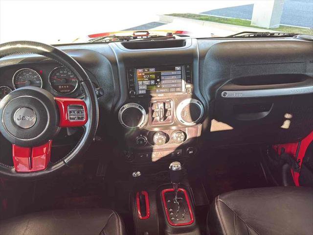 Used 2017 Jeep Wrangler Unlimited Rubicon image 32