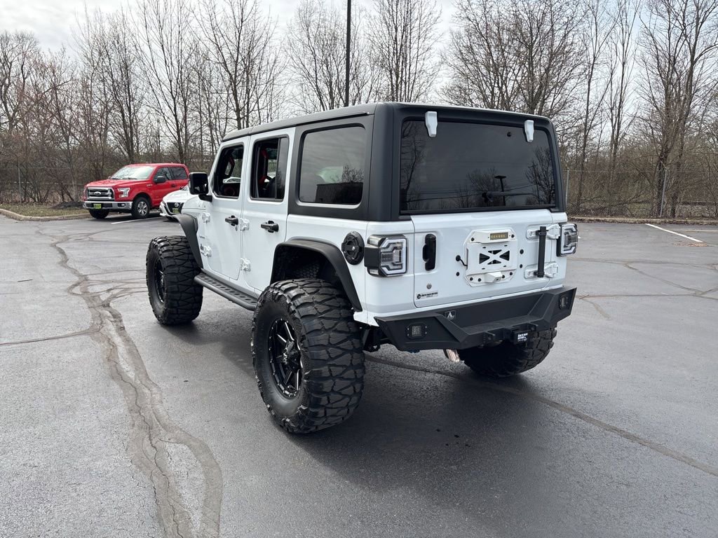 Used 2018 Jeep Wrangler Unlimited Sahara image 5