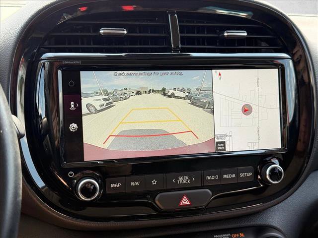 Used 2022 Kia Soul GT-Line FWD image 14