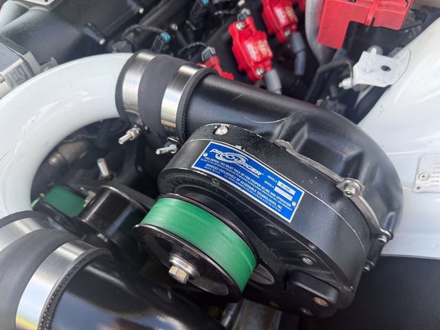 Used 2016 Chevrolet SS RWD image 31