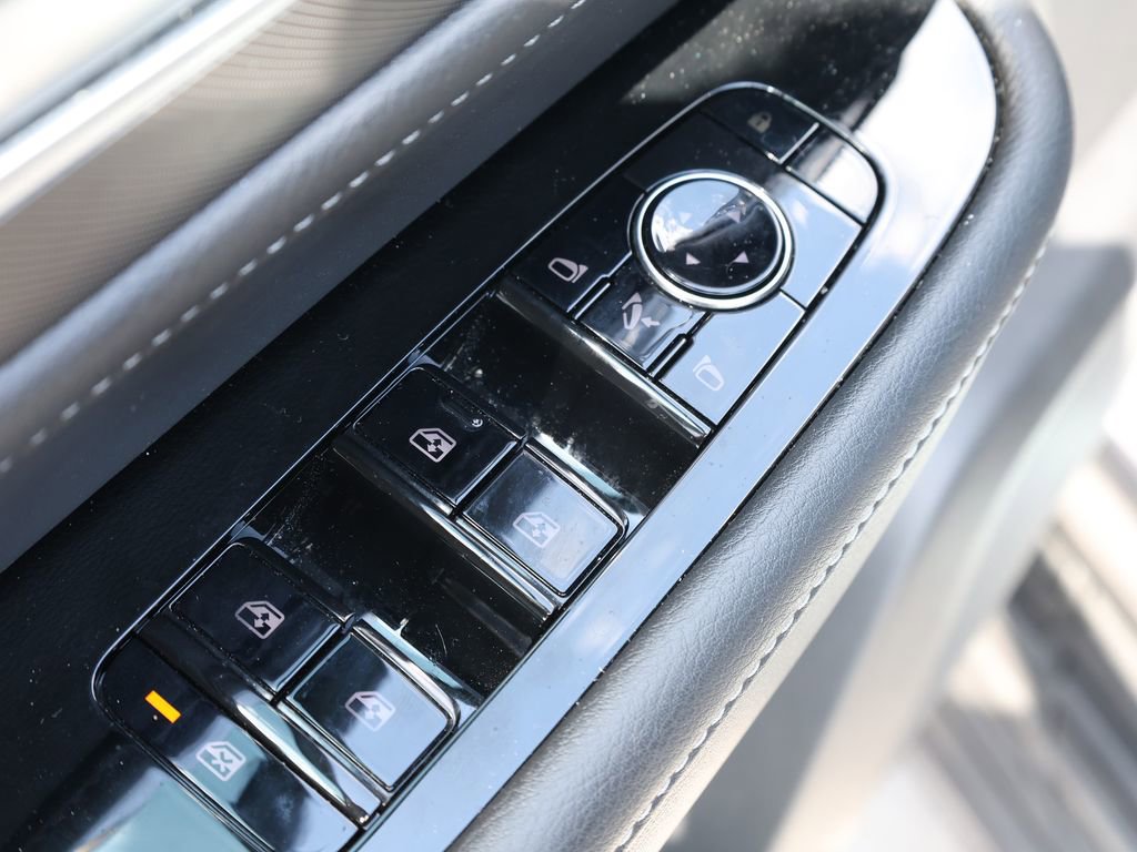 Certified 2025 INFINITI QX80 Pure image 13