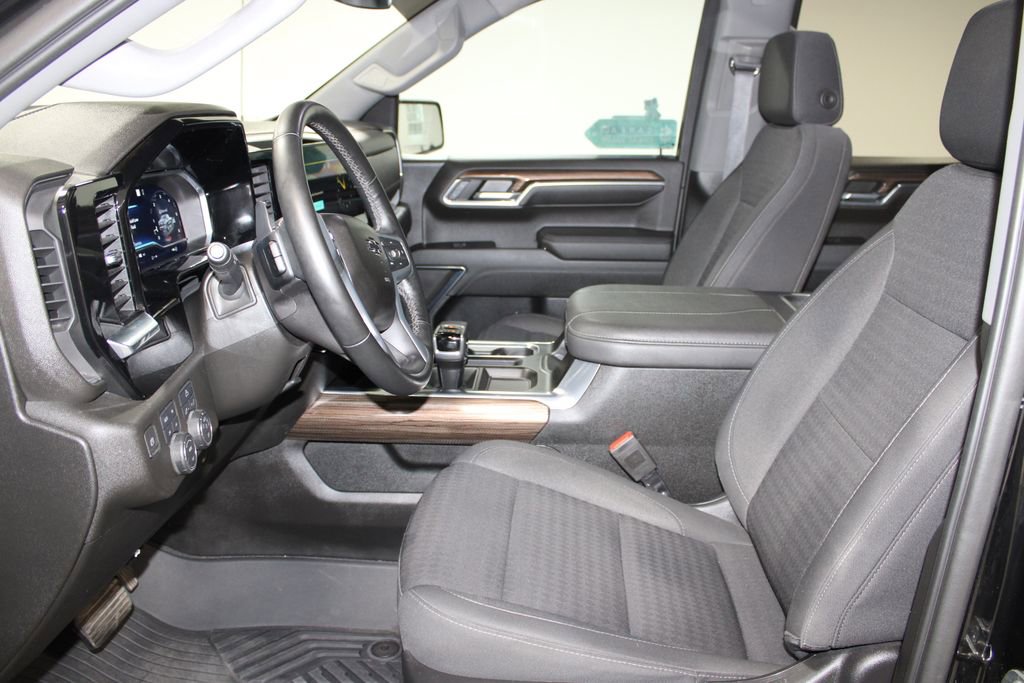 Used 2023 Chevrolet Silverado 1500 RST image 22