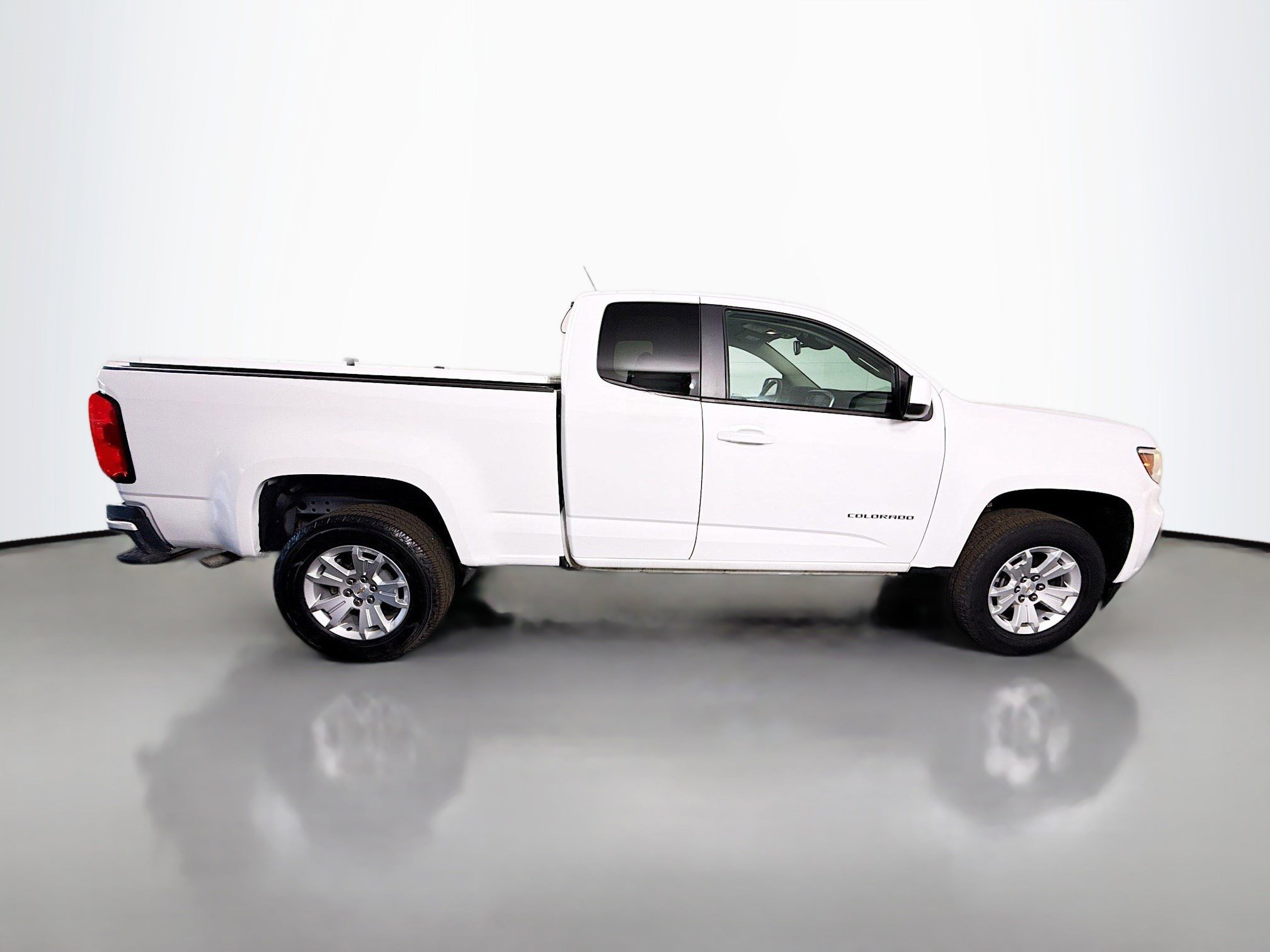 Used 2022 Chevrolet Colorado LT w/ Fleet Safety Package image 11