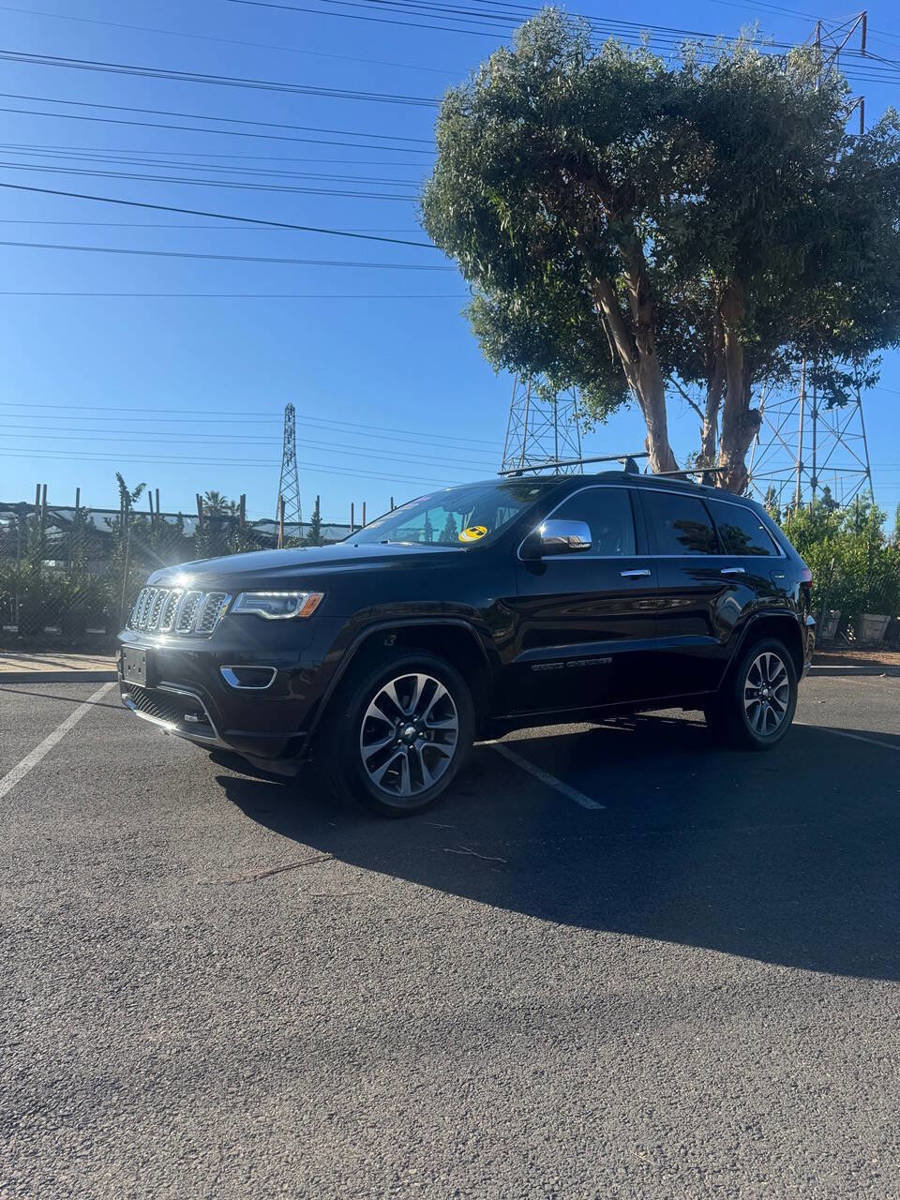 Used 2017 Jeep Grand Cherokee Overland