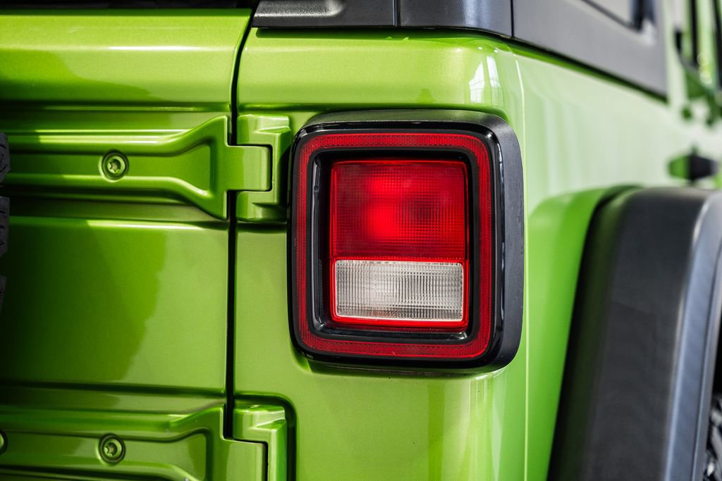 Used 2018 Jeep Wrangler Unlimited Rubicon image 6