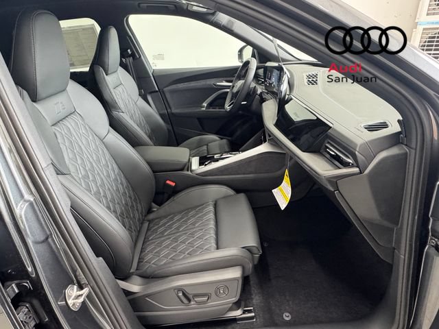 New 2026 Audi SQ5 Premium Plus AWD/4WD image 32