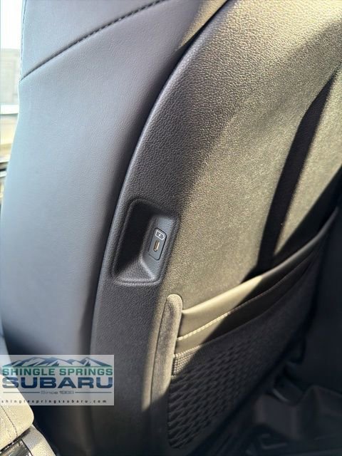 Used 2025 Kia Sorento SX image 42