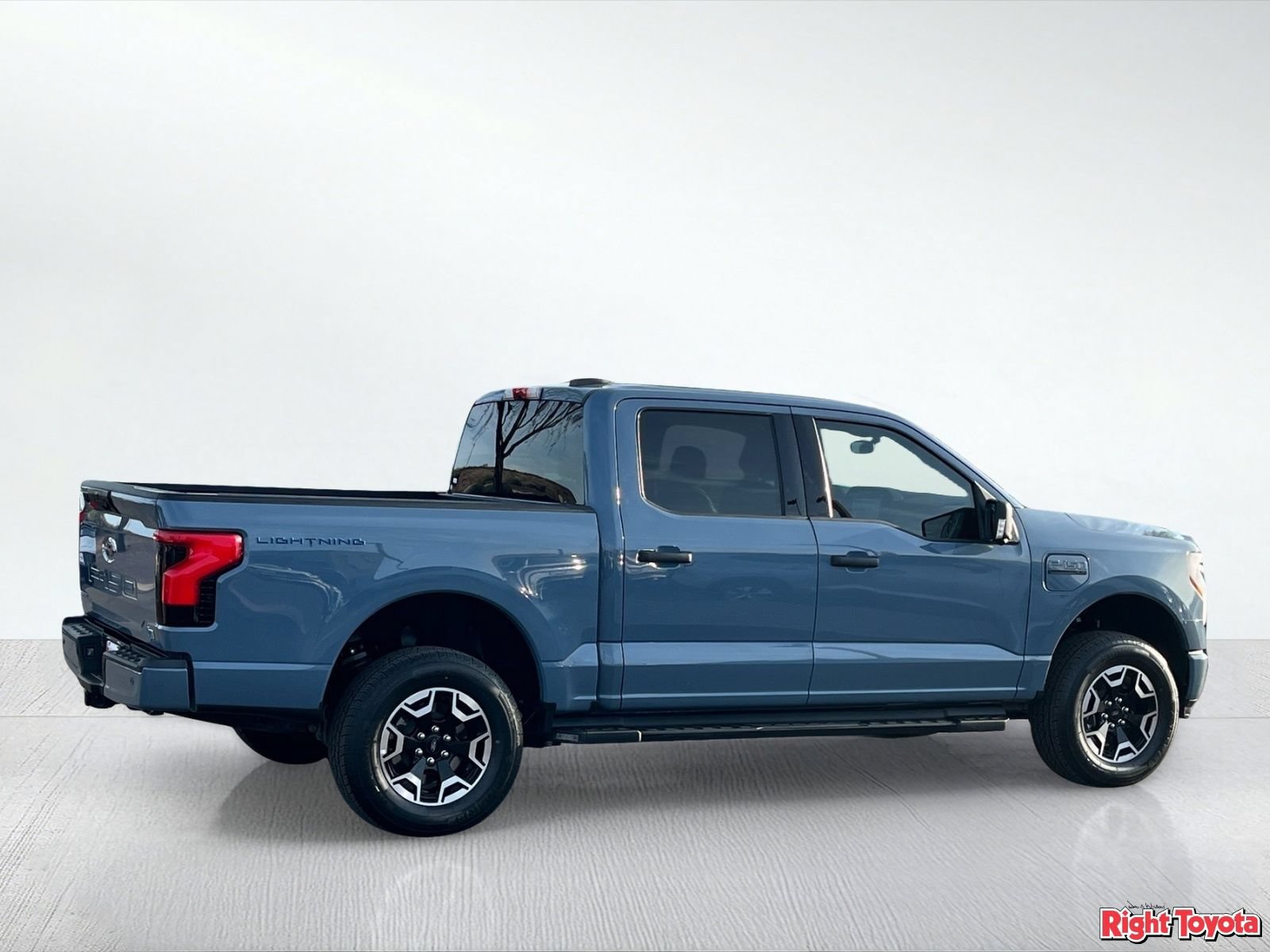 Used 2023 Ford F150 Lightning XLT w/ Tow Technology Package AWD/4WD image 5