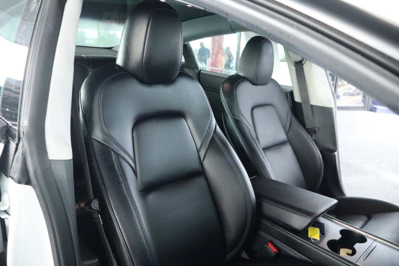 Used 2023 Tesla Model 3 Standard Range RWD image 31