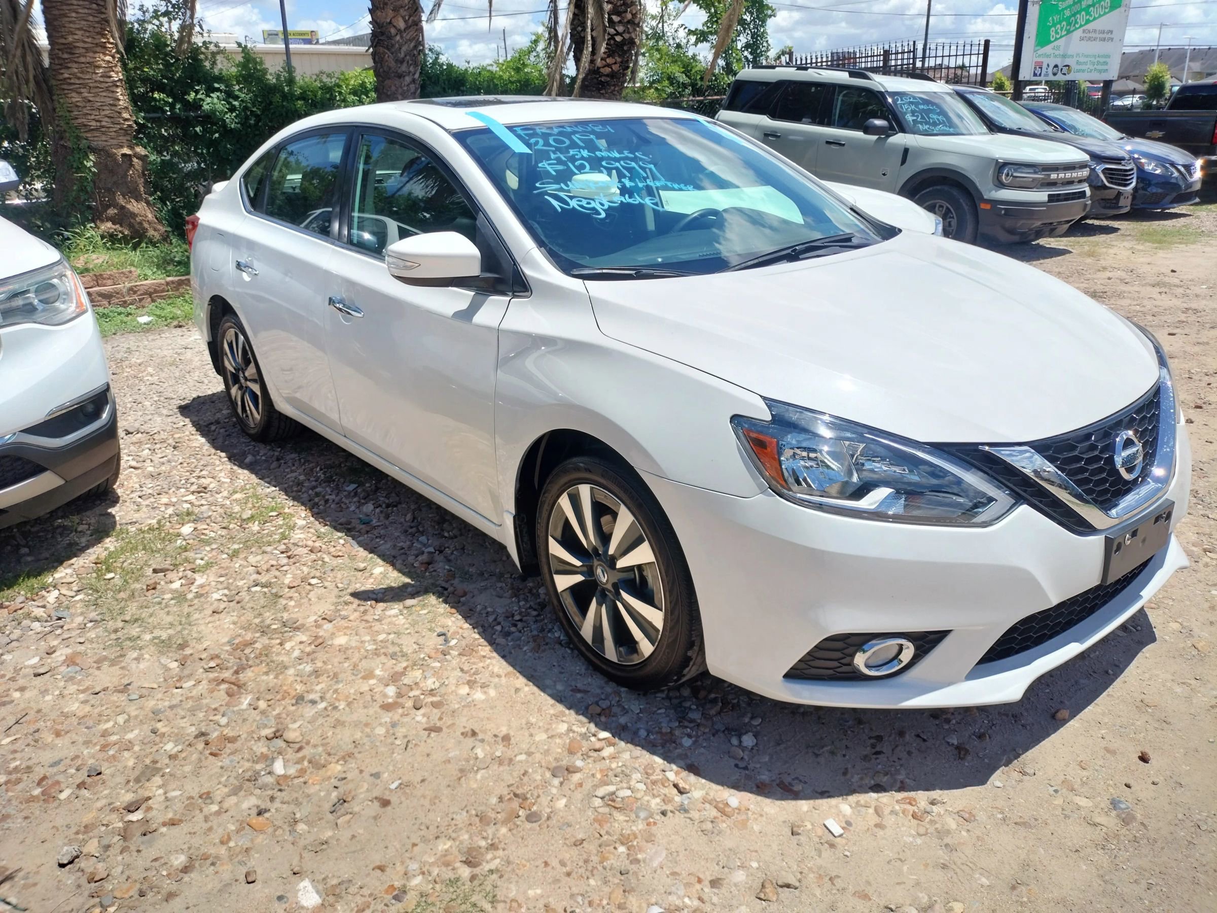 Used 2019 Nissan Sentra SL FWD image 1