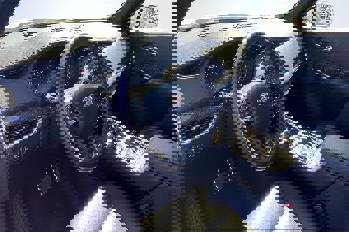 Used 2020 Cadillac XT4 Sport w/ Driver Awareness Package image 14