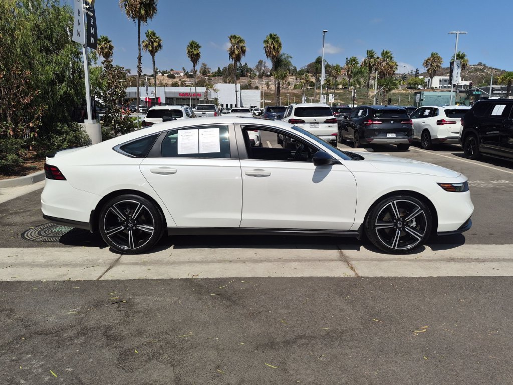 Used 2024 Honda Accord Sport image 3