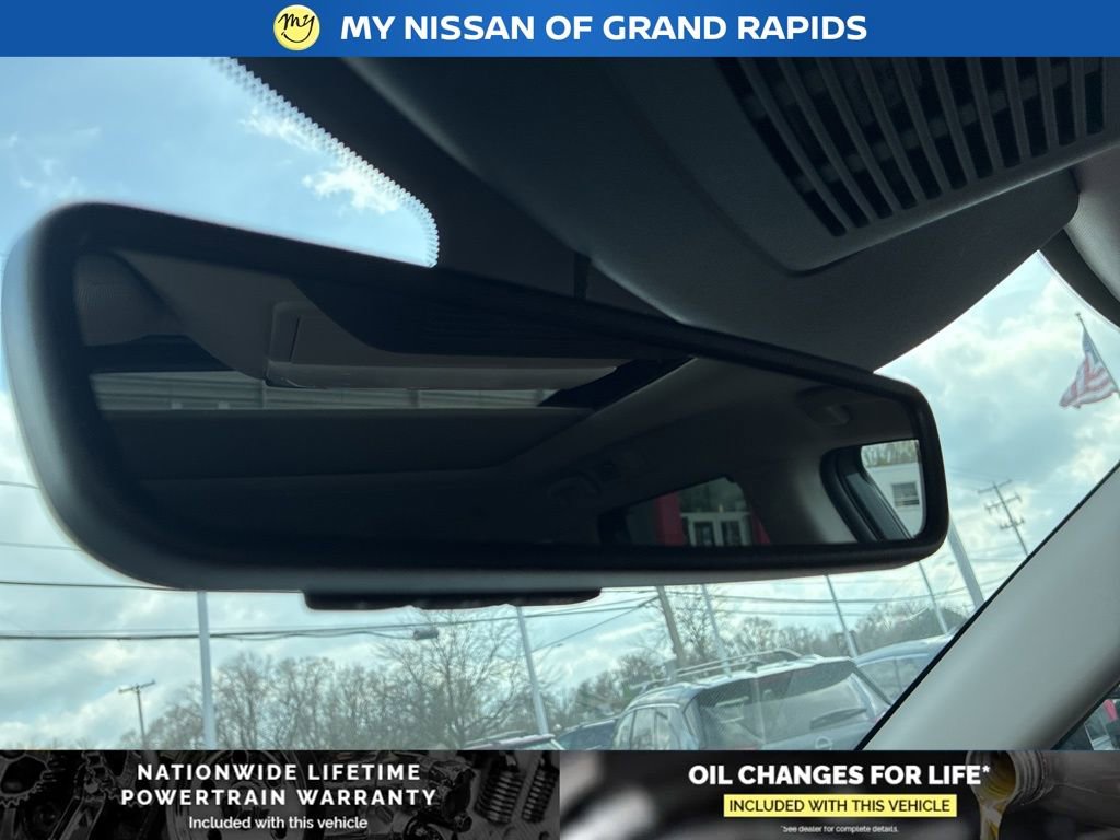 New 2026 Nissan Pathfinder Platinum image 21