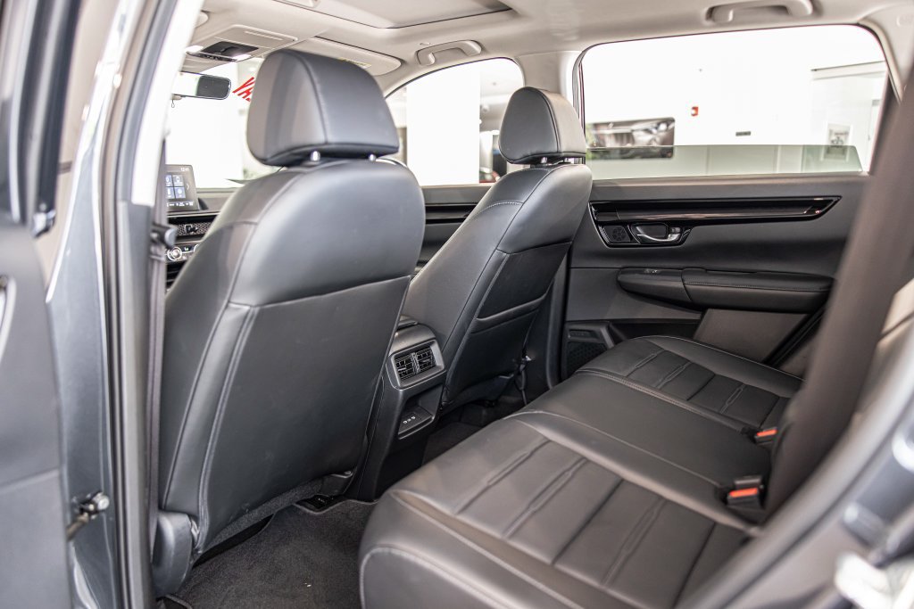 Used 2025 Honda CR-V EX-L image 33