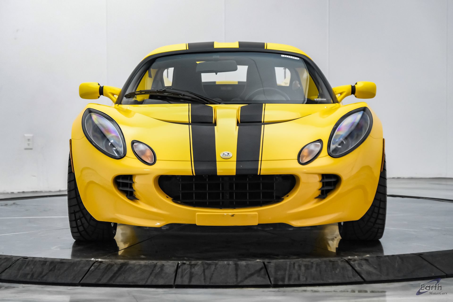 Used 2005 Lotus Elise RWD image 38