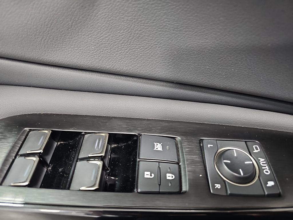 Used 2023 Lexus ES 250 w/ Protection Package (P2) AWD/4WD image 30