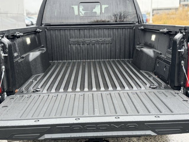 Used 2024 Toyota Tacoma TRD Sport image 37
