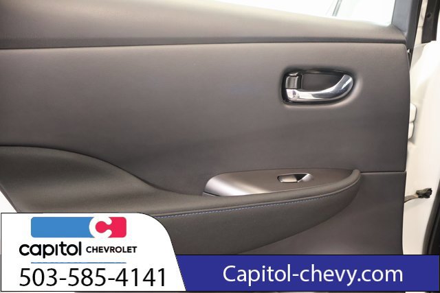 Used 2025 Nissan Leaf S FWD image 29