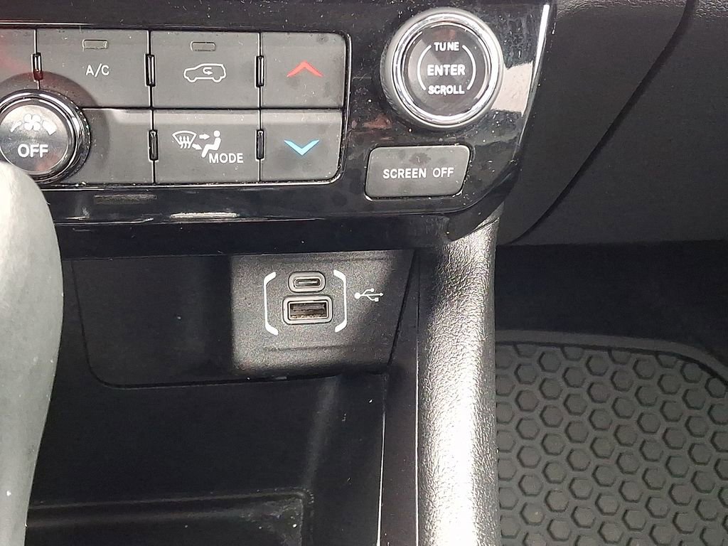 Used 2022 Jeep Compass Latitude w/ Convenience Group image 24