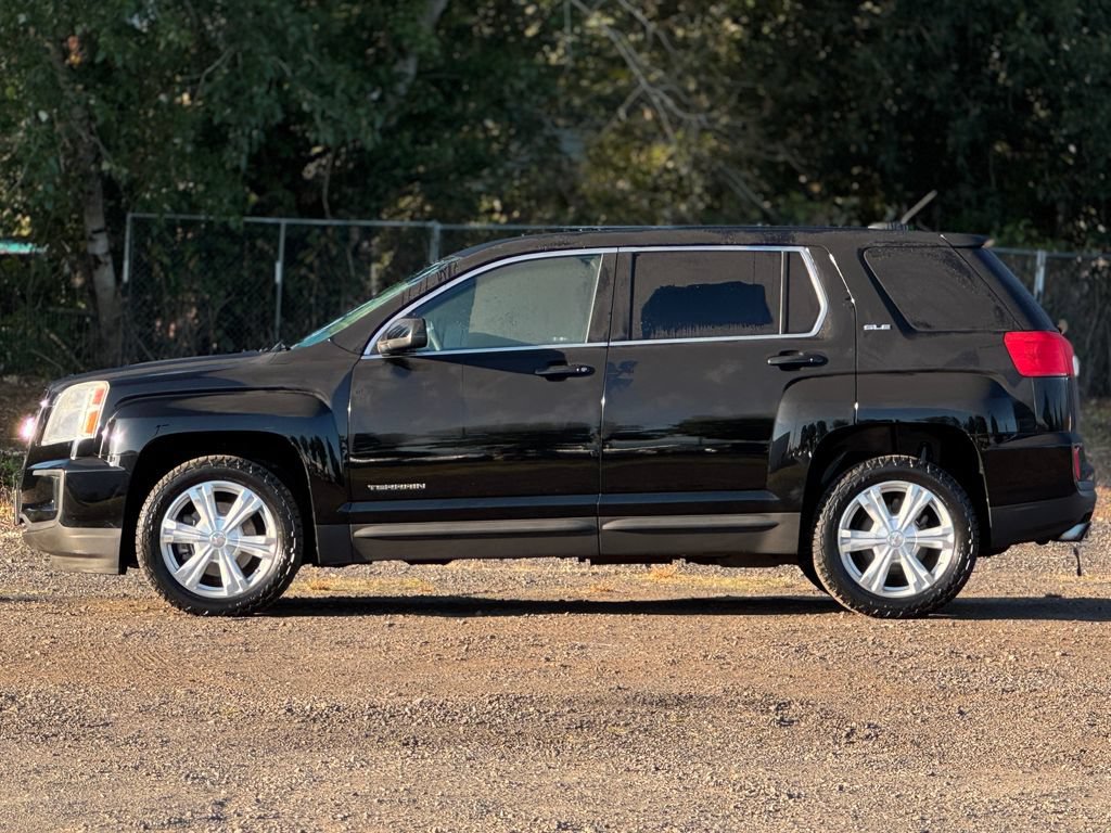 Used 2017 GMC Terrain SLE AWD/4WD image 4