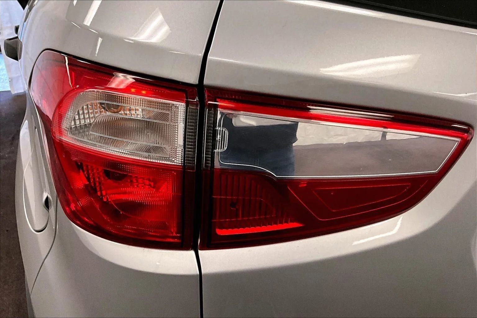 Certified 2021 Ford EcoSport S image 28