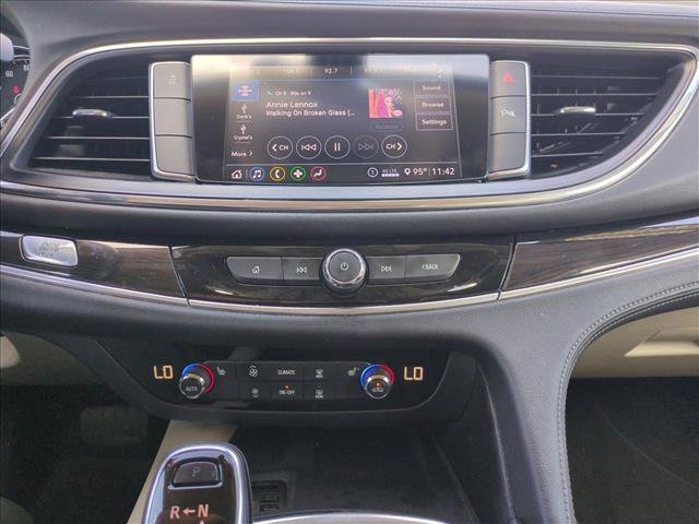 Used 2021 Buick Enclave Essence FWD image 14