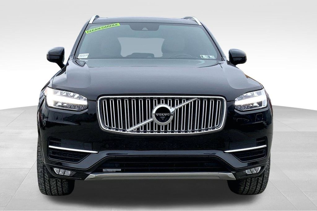 Used 2017 Volvo XC90 T6 Inscription w/ Vision Package image 3