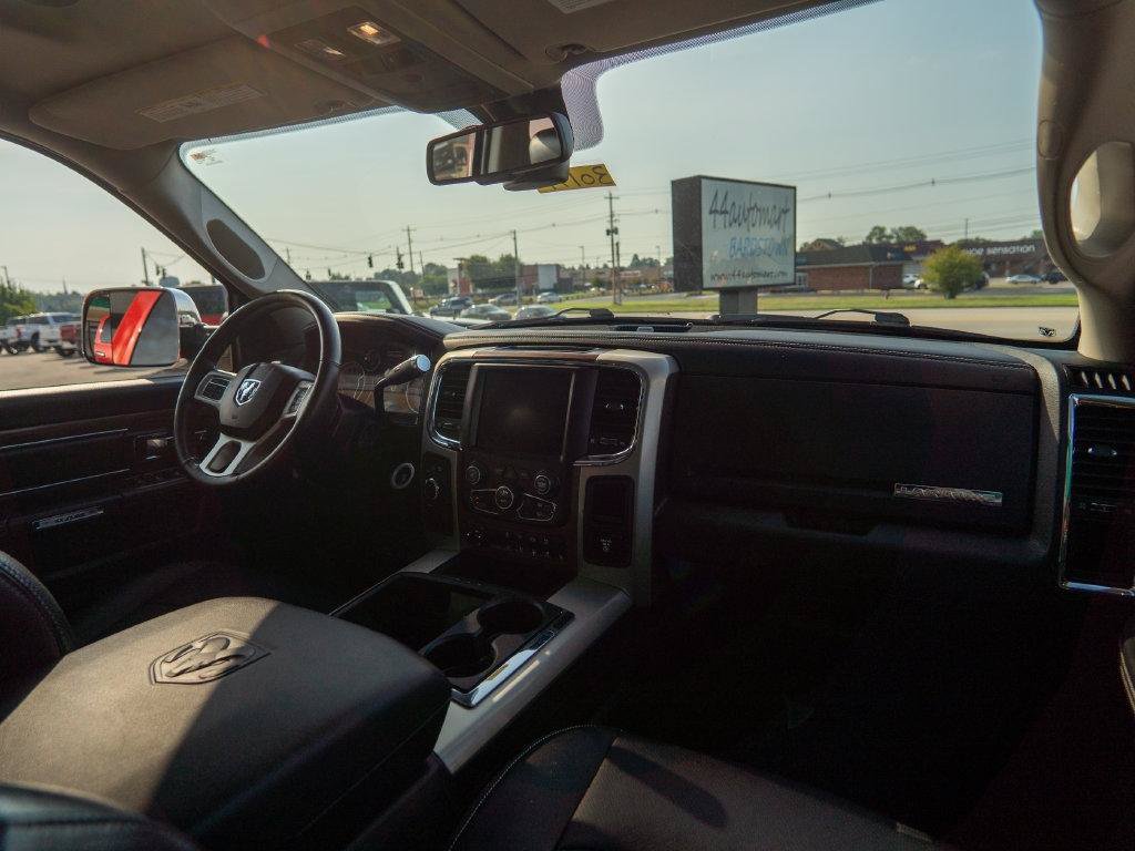 Used 2015 RAM 2500 Laramie w/ Convenience Group AWD/4WD image 16