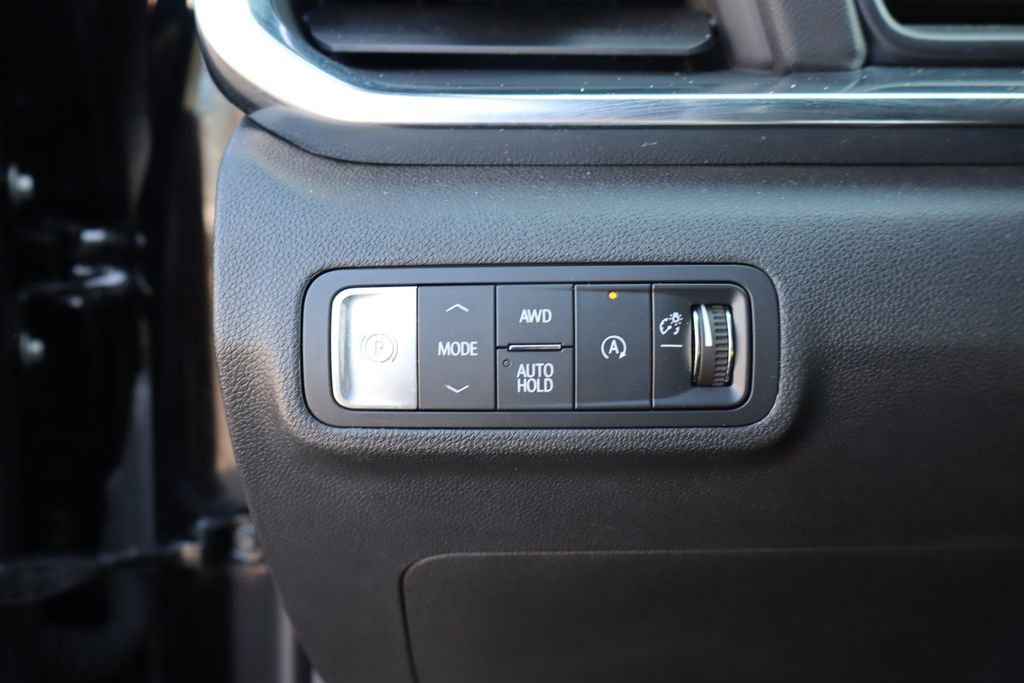 Used 2025 GMC Terrain Elevation image 12