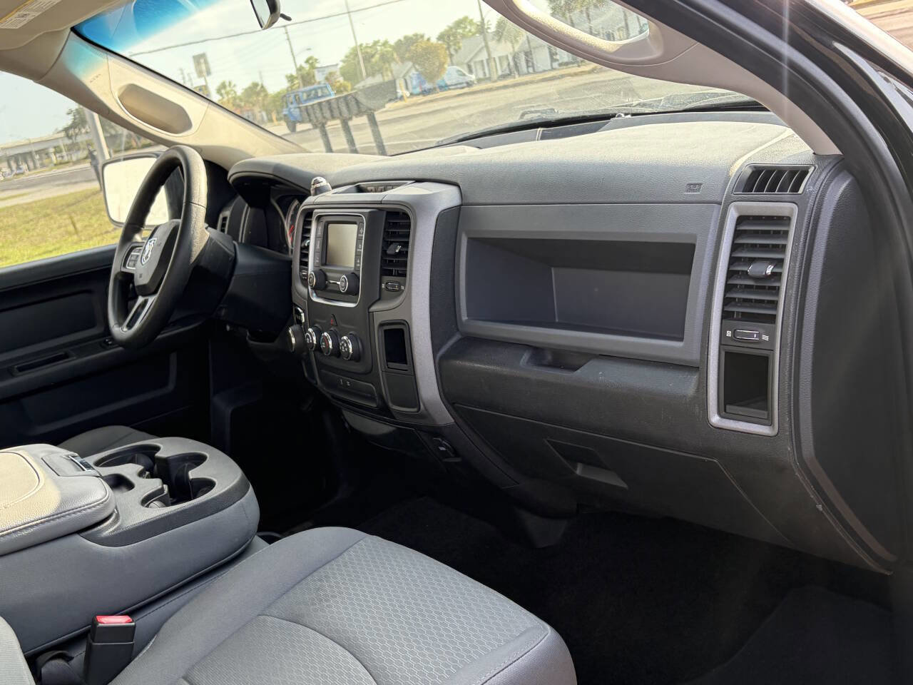 Used 2017 RAM 1500 Express w/ Express Value Package image 15