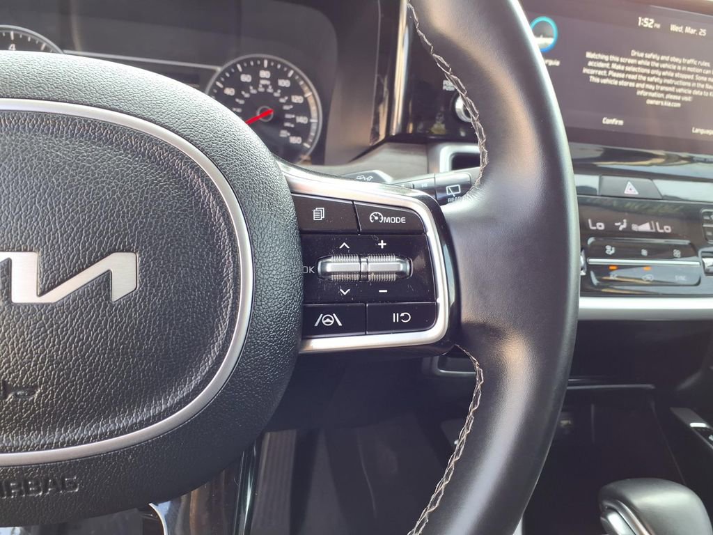 Certified 2022 Kia Sorento S image 18