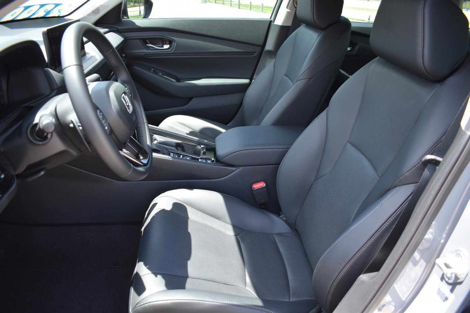 Used 2025 Honda Accord EX-L image 24