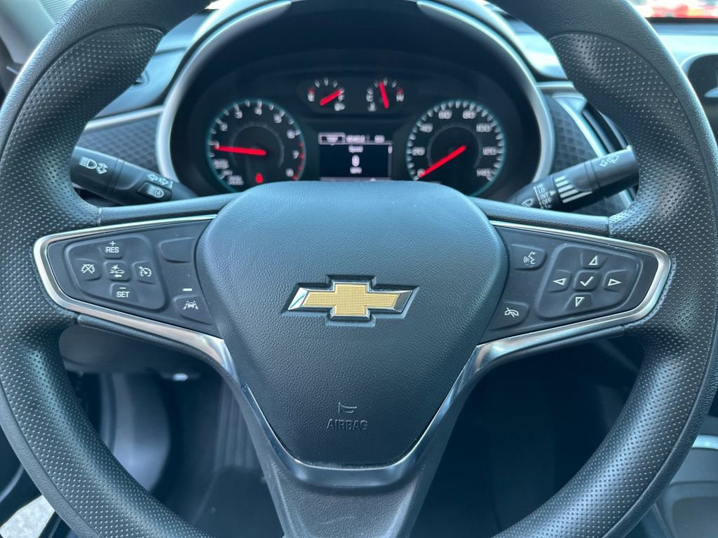 Used 2023 Chevrolet Malibu LT image 24