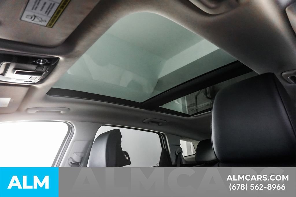 Used 2025 Kia Sportage EX w/ Premium Package FWD image 21
