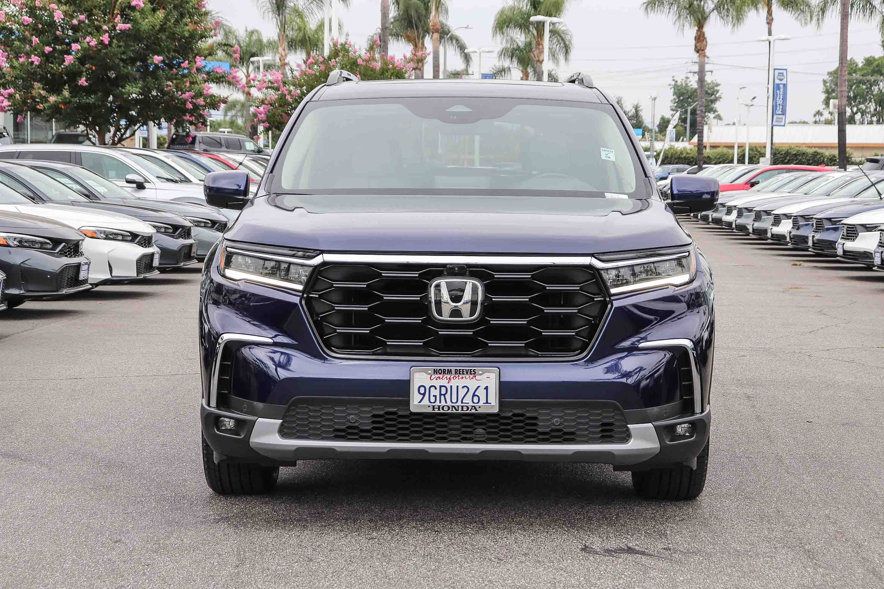 Certified 2023 Honda Pilot Elite image 2