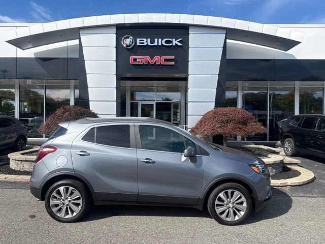 Used 2020 Buick Encore Preferred FWD image 31