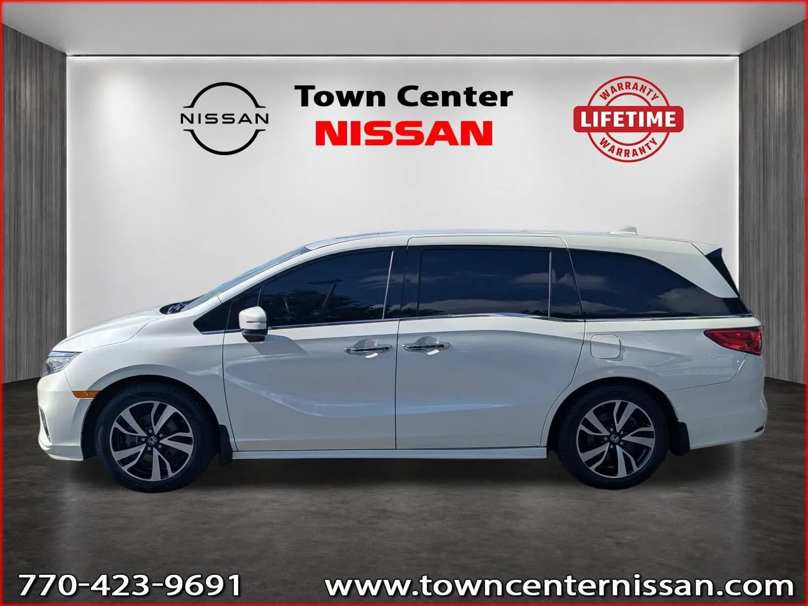 Used 2019 Honda Odyssey Elite image 4