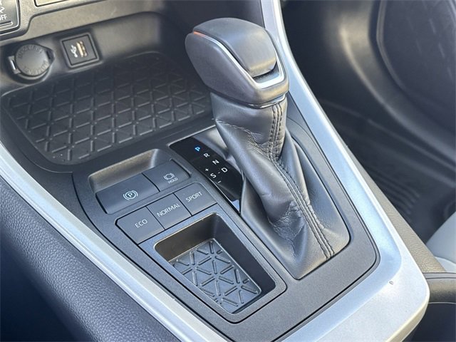 Used 2025 Toyota RAV4 XLE Premium image 13