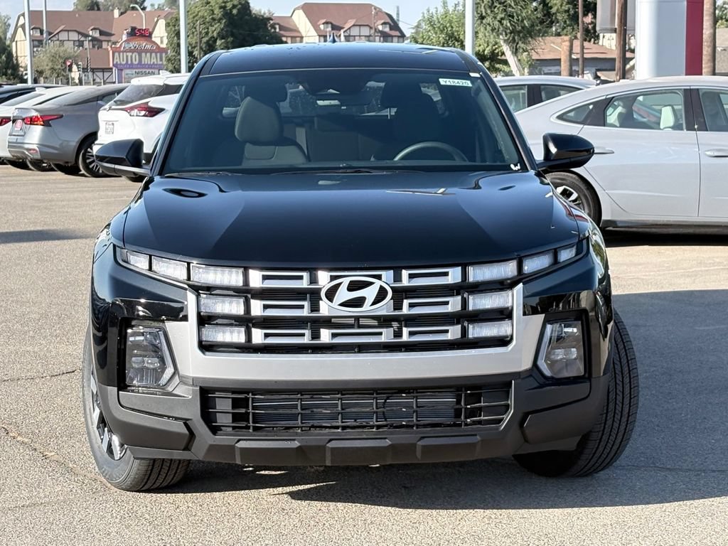 New 2026 Hyundai Santa Cruz SE FWD image 2