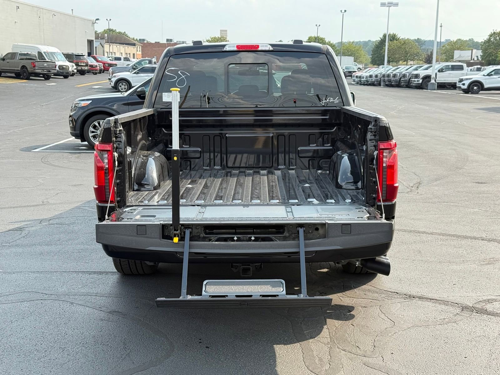 New 2025 Ford F150 XLT w/ Equipment Group 302A MID image 43