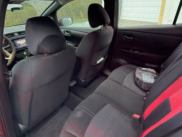 Used 2020 Nissan Leaf SV w/ Protection Package FWD image 9