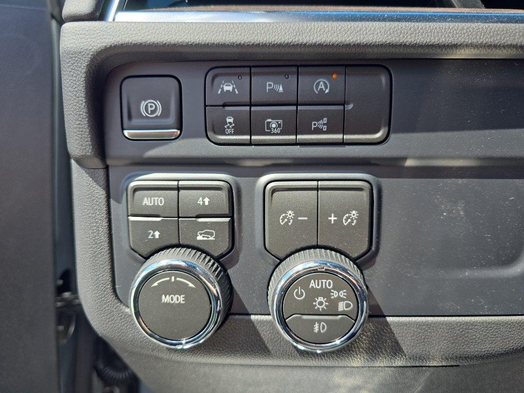 New 2026 Chevrolet Tahoe LT w/ Comfort Package AWD/4WD image 14