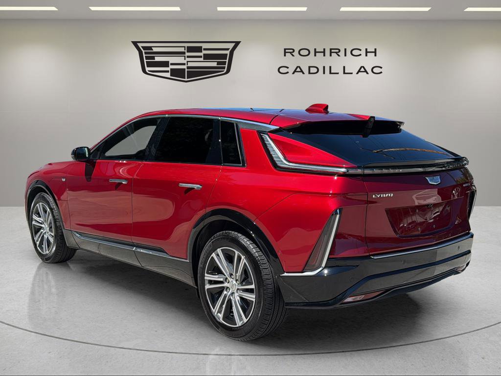 Certified 2024 Cadillac Lyriq Luxury w/ LPO, Floor Liner Package AWD/4WD image 7