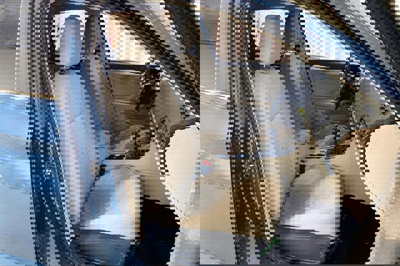 Used 2019 Volkswagen Jetta S w/ Driver Assistance Package image 16