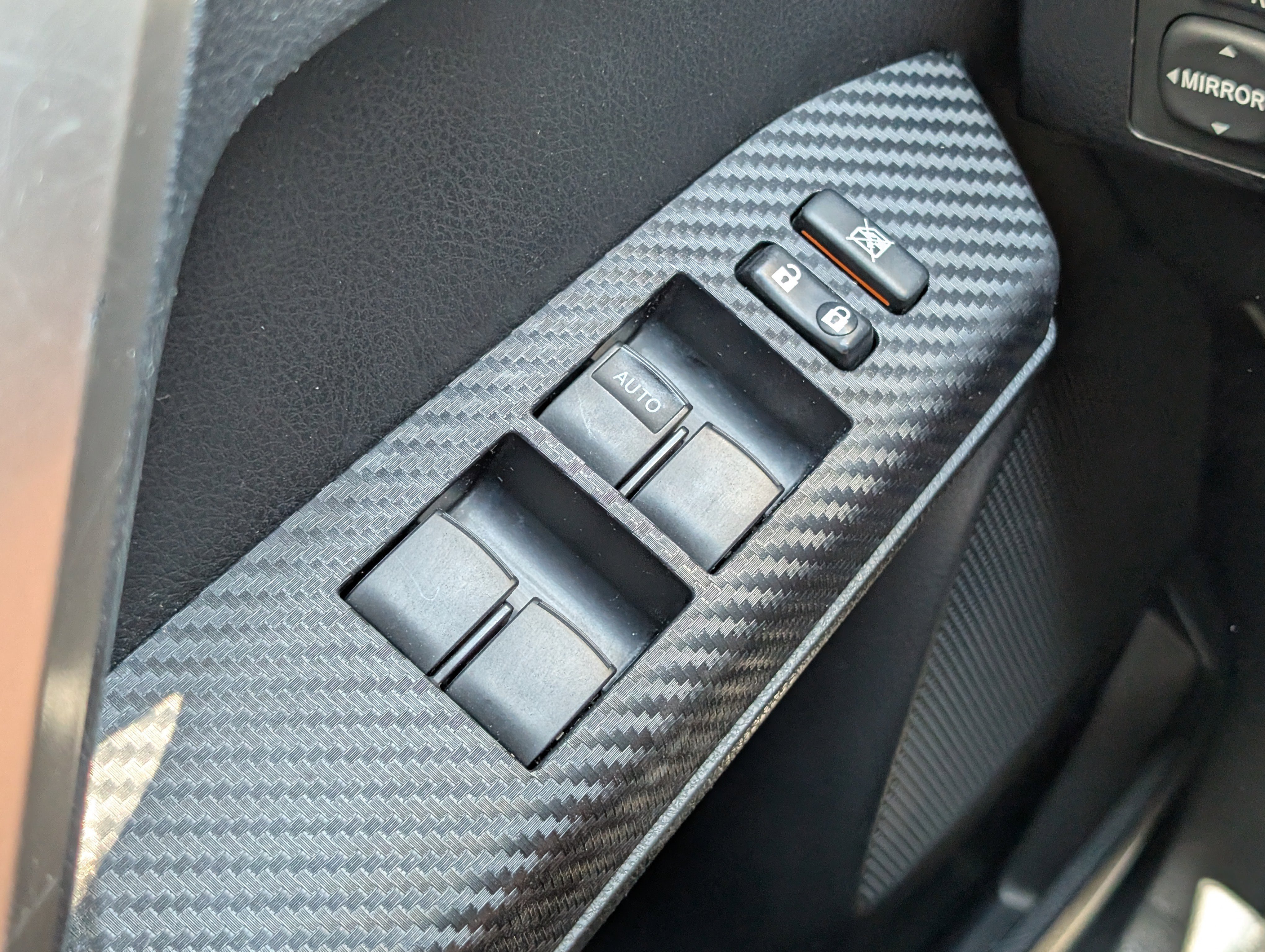 Used 2015 Toyota RAV4 LE FWD image 22