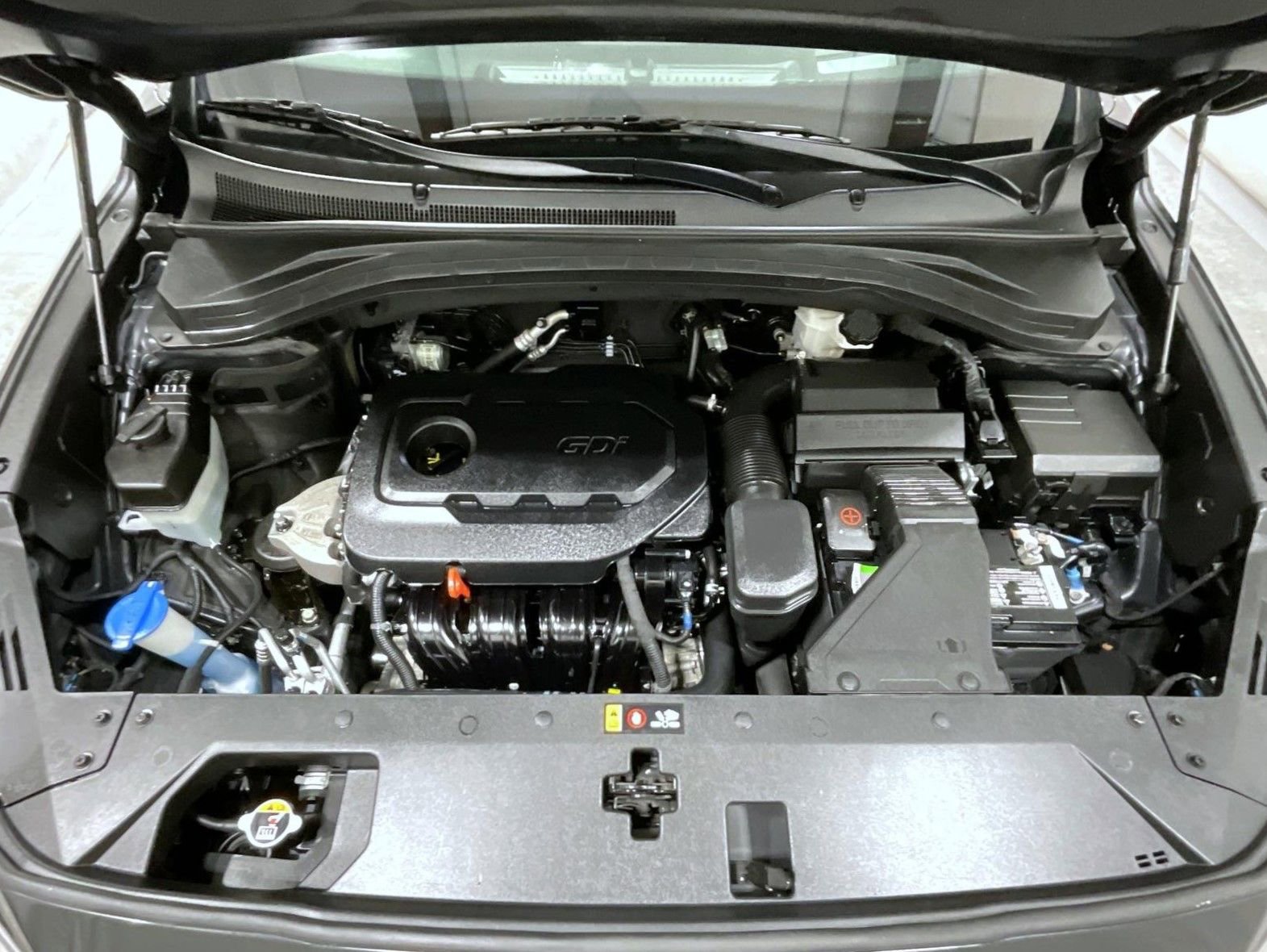 Used 2020 Hyundai Santa Fe Limited image 25